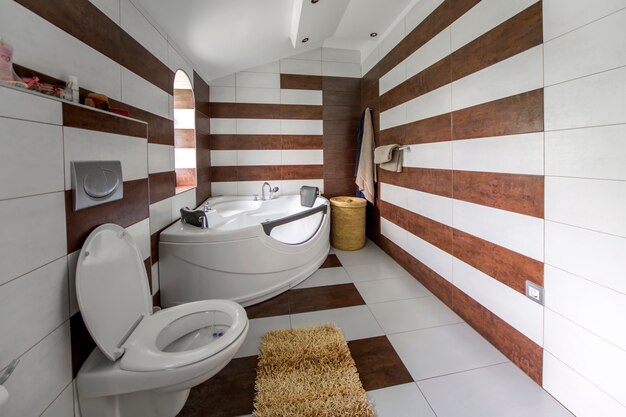Pose De Salle De Bain